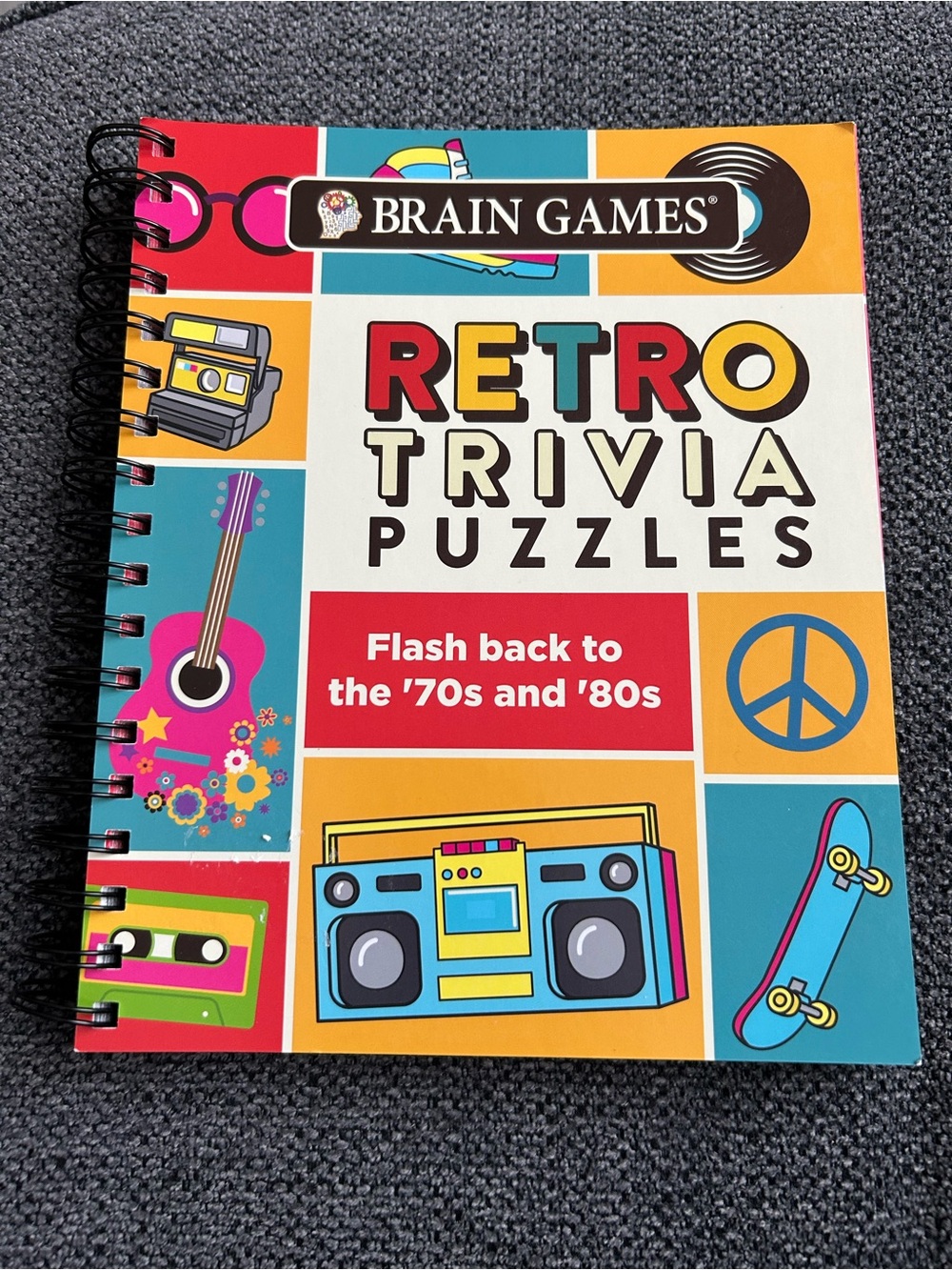 Brain Games Retro 70s 80s Trivia Puzzles EUC